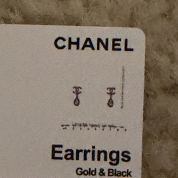 CHANEL CC Drop Earrings Black and Gold - Picture 6 of 11